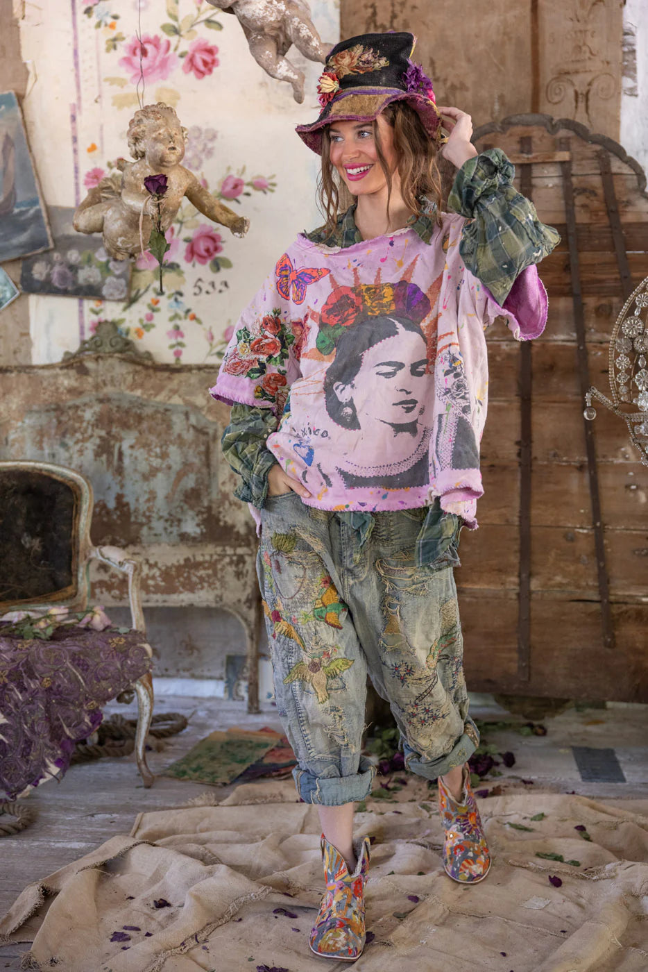 ** PRE ORDER ** Frida del Sol Vetiver Sweatshirt