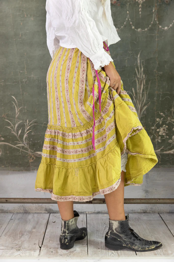Rose Ribbon Vara Skirt