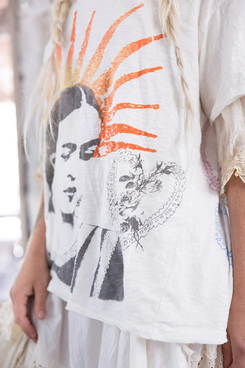 Frida Del Sol Tee